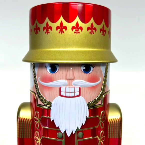 12” Cylinder shaped red Nutcracker Soldier lidded tin - Picture 3 of 12